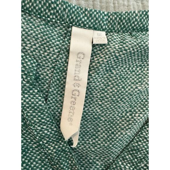 Grand & Greene Green White High Low Rayon Blouse 1X - Picture 3 of 4